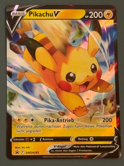 Pikachu V SWSH285 Promo - DE